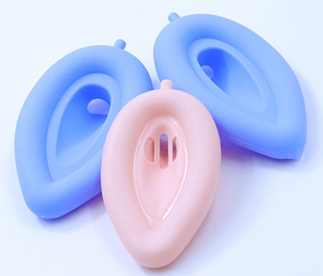 En venta Máquina de moldeo por inyección de silicona de goma de escritorio de silicona líquida para hacer globo de máscara de laringe médica
