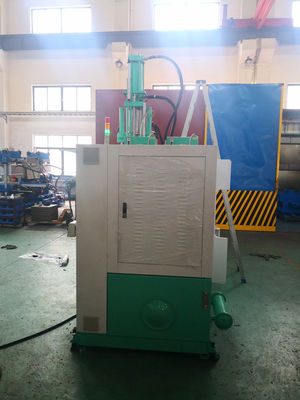 Máquina de moldeo por inyección de goma de silicona vertical de 100 toneladas para cubrir el polvo de goma