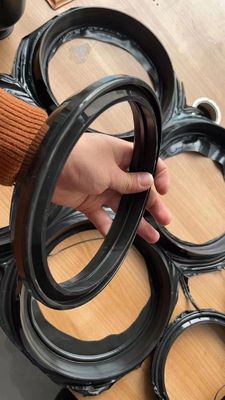 Máquina de fabricación de piezas de caucho Máquina de moldeo por compresión hidráulica para la fabricación de sellos de caucho para tuberías UPVC