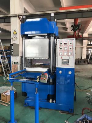 China Precio de fábrica Silicona productos de caucho Máquina de compresión de vacío para la fabricación de productos de caucho silicona