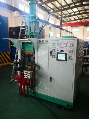 Máquina de moldeo por inyección de caucho vertical para hacer cubierta de polvo de ahorro de energía de JUCHUAN MACHINERY China