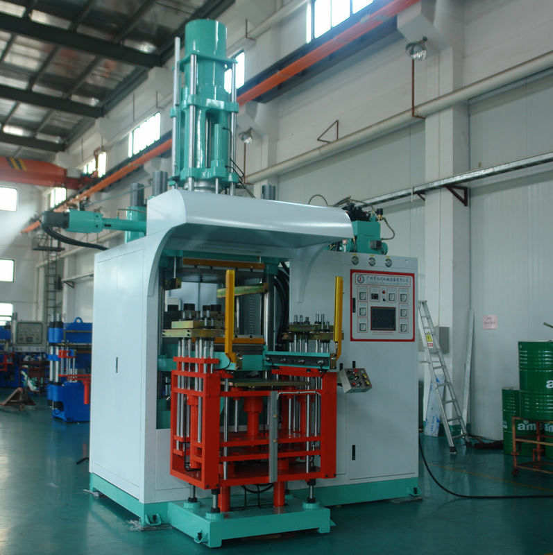 Máquina de moldeo por inyección de caucho vertical de alta calidad para hacer piezas de automóviles de China Factory